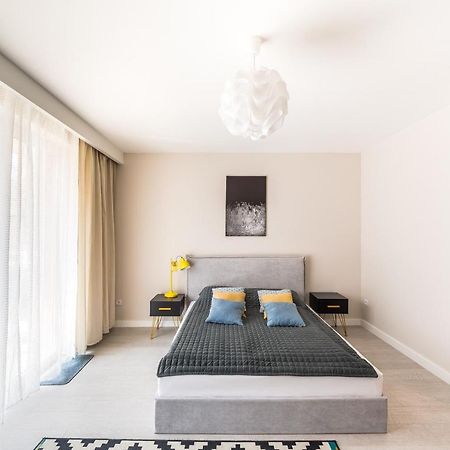 Raval Apartments - Soft Black Rewal Ngoại thất bức ảnh